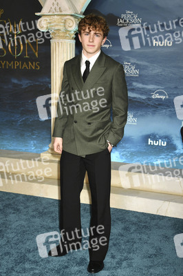 Season2 Premiere 'Percy Jackson: Die Serie' in Los Angeles