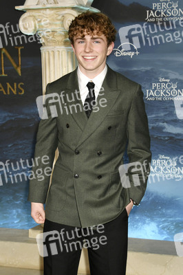 Season2 Premiere 'Percy Jackson: Die Serie' in Los Angeles