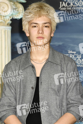 Season2 Premiere 'Percy Jackson: Die Serie' in Los Angeles