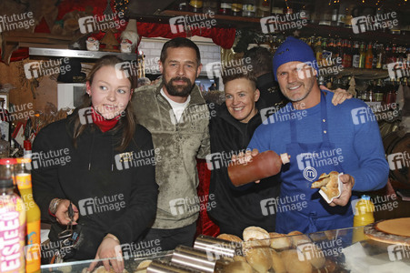 Benefizaktion mit Promi-Charity-Grillen in Berlin