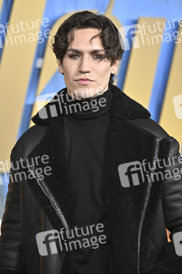 Season 2 Premiere 'Fallout' in Los Angeles