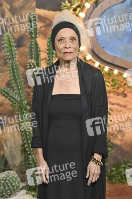 Season 2 Premiere 'Fallout' in Los Angeles