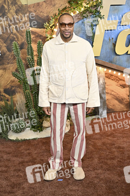 Season 2 Premiere 'Fallout' in Los Angeles