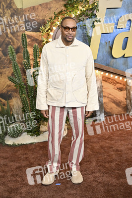 Season 2 Premiere 'Fallout' in Los Angeles