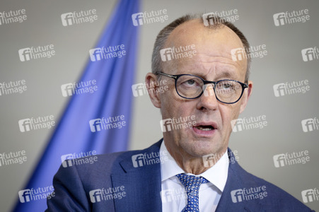 Empfang des NATO-Generalsekretärs in Berlin