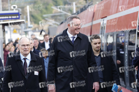 Inbetriebnahme der neuen Ahrtalbahn