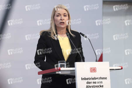 Inbetriebnahme der neuen Ahrtalbahn