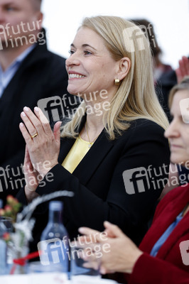 Inbetriebnahme der neuen Ahrtalbahn