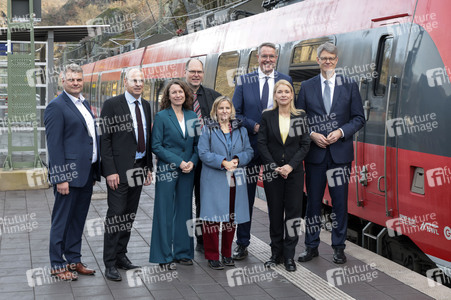 Inbetriebnahme der neuen Ahrtalbahn