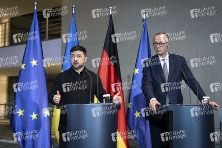 Pressestatement von Selenskyj und Merz zum Ukraine-Gipfel in Berlin