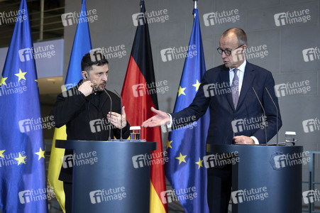 Pressestatement von Selenskyj und Merz zum Ukraine-Gipfel in Berlin