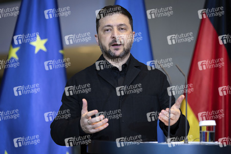 Pressestatement von Selenskyj und Merz zum Ukraine-Gipfel in Berlin