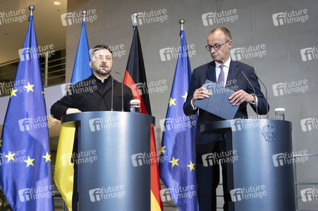 Pressestatement von Selenskyj und Merz zum Ukraine-Gipfel in Berlin