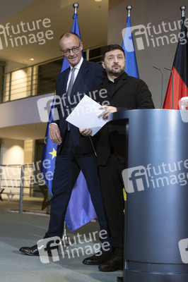 Pressestatement von Selenskyj und Merz zum Ukraine-Gipfel in Berlin