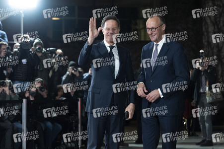 Empfang zum Ukraine-Gipfel im Bundeskanzleramt in Berlin