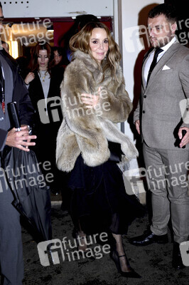 Season 5 Premiere 'Emily in Paris' in Paris