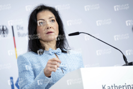 Pressekonferenz zur Vorstellung des Deutschlandfonds bei der KfW-Bankengruppe in Berlin