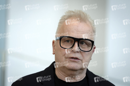 Pressestatment mit Wolfram Weimer nach dem Treffen mit Musikerinnen und Musikern im Kanzleramt in Berlin