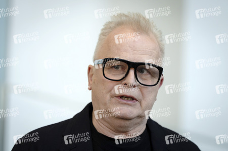 Pressestatment mit Wolfram Weimer nach dem Treffen mit Musikerinnen und Musikern im Kanzleramt in Berlin