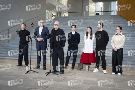 Pressestatment mit Wolfram Weimer nach dem Treffen mit Musikerinnen und Musikern im Kanzleramt in Berlin