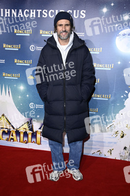 Premiere des 21. Original Roncalli Weihnachtscircus 2025 in Berlin