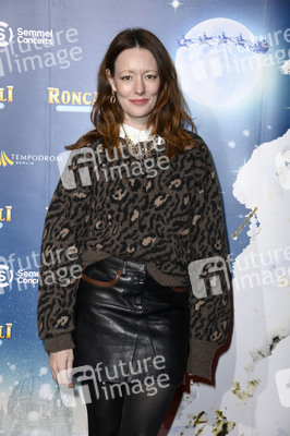 Premiere des 21. Original Roncalli Weihnachtscircus 2025 in Berlin