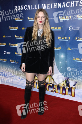 Premiere des 21. Original Roncalli Weihnachtscircus 2025 in Berlin