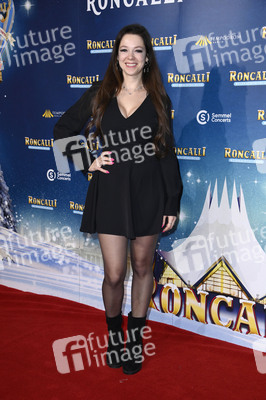 Premiere des 21. Original Roncalli Weihnachtscircus 2025 in Berlin