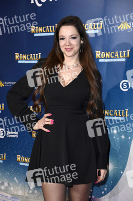 Premiere des 21. Original Roncalli Weihnachtscircus 2025 in Berlin