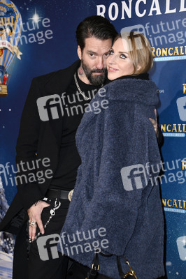 Premiere des 21. Original Roncalli Weihnachtscircus 2025 in Berlin