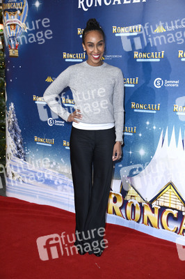 Premiere des 21. Original Roncalli Weihnachtscircus 2025 in Berlin