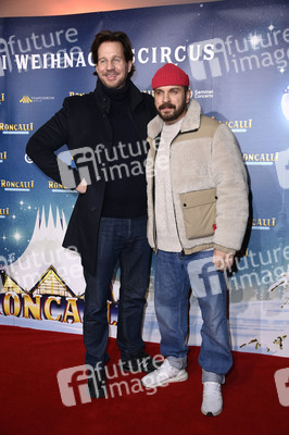 Premiere des 21. Original Roncalli Weihnachtscircus 2025 in Berlin