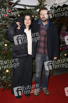 Premiere des 21. Original Roncalli Weihnachtscircus 2025 in Berlin