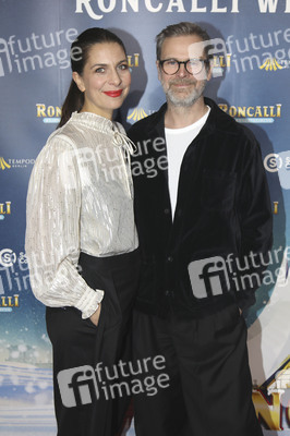 Premiere des 21. Original Roncalli Weihnachtscircus 2025 in Berlin