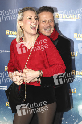 Premiere des 21. Original Roncalli Weihnachtscircus 2025 in Berlin