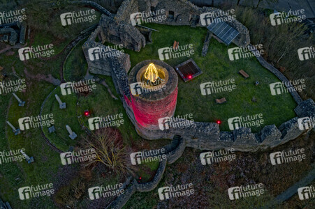 Adventskerze Burgruine Polle
