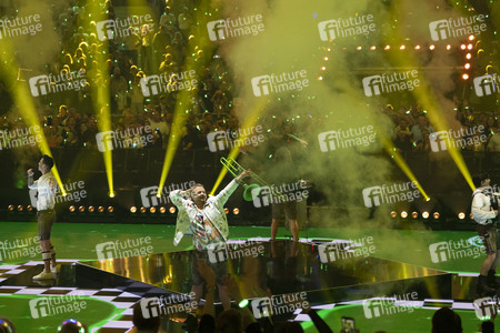 TV-Show 'Silvester-Schlagerbooom 2026 live - Die Wunderlichtershow!' in München