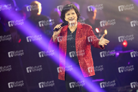 TV-Show 'Silvester-Schlagerbooom 2026 live - Die Wunderlichtershow!' in München