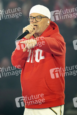 TV-Show 'Silvester-Schlagerbooom 2026 live - Die Wunderlichtershow!' in München