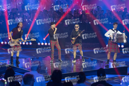 TV-Show 'Silvester-Schlagerbooom 2026 live - Die Wunderlichtershow!' in München