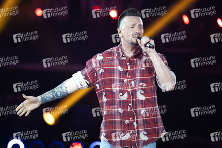 TV-Show 'Silvester-Schlagerbooom 2026 live - Die Wunderlichtershow!' in München