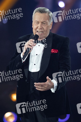 TV-Show 'Silvester-Schlagerbooom 2026 live - Die Wunderlichtershow!' in München