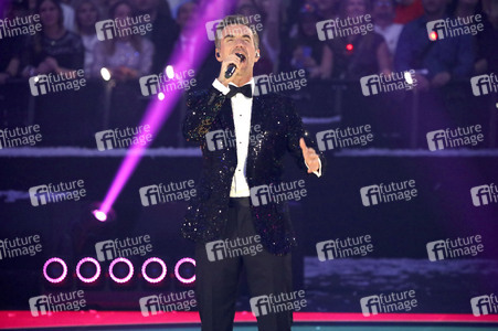 TV-Show 'Silvester-Schlagerbooom 2026 live - Die Wunderlichtershow!' in München