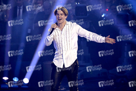 TV-Show 'Silvester-Schlagerbooom 2026 live - Die Wunderlichtershow!' in München