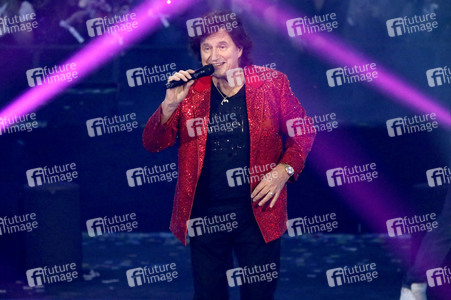 TV-Show 'Silvester-Schlagerbooom 2026 live - Die Wunderlichtershow!' in München