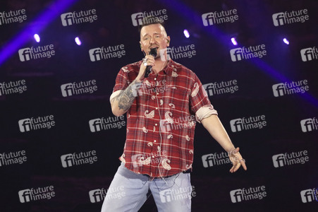 TV-Show 'Silvester-Schlagerbooom 2026 live - Die Wunderlichtershow!' in München