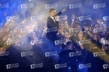 TV-Show 'Silvester-Schlagerbooom 2026 live - Die Wunderlichtershow!' in München