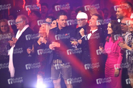 TV-Show 'Silvester-Schlagerbooom 2026 live - Die Wunderlichtershow!' in München