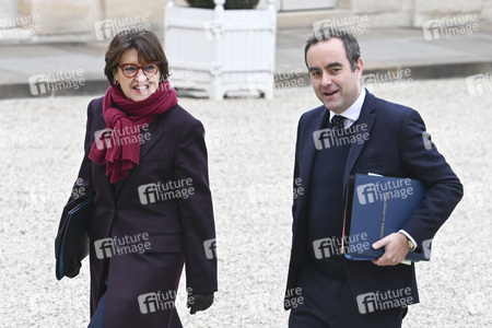 Kabinettssitzung  in Paris