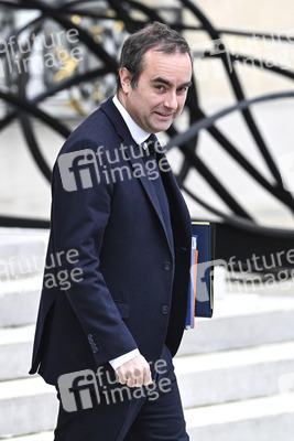 Kabinettssitzung  in Paris